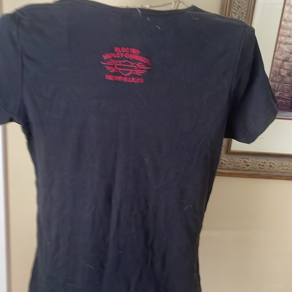 Harley Davidson tshirt - women’s - Picture 2 of 3